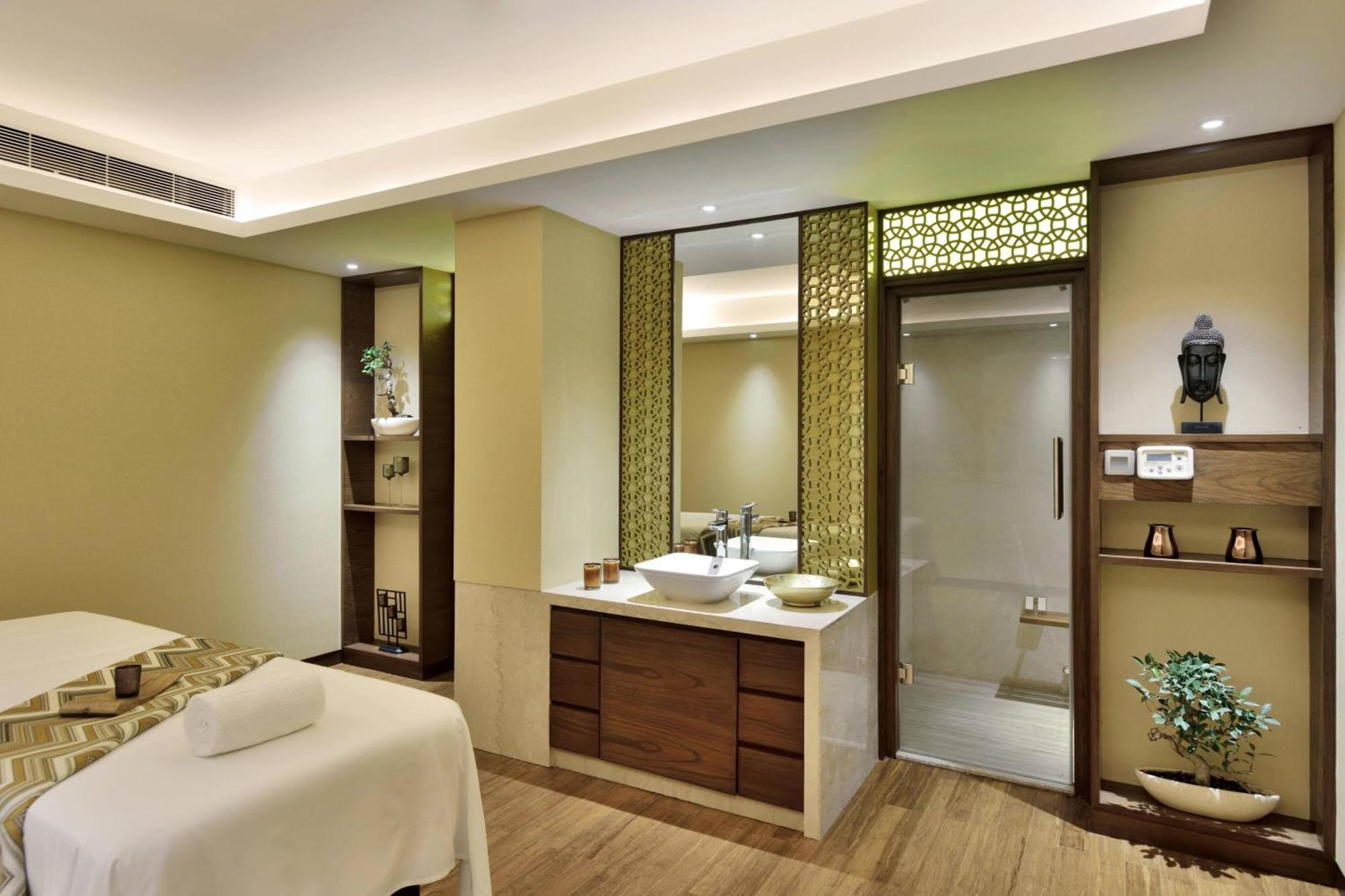 Courtyard By Marriott Raipur Hotel Exterior foto